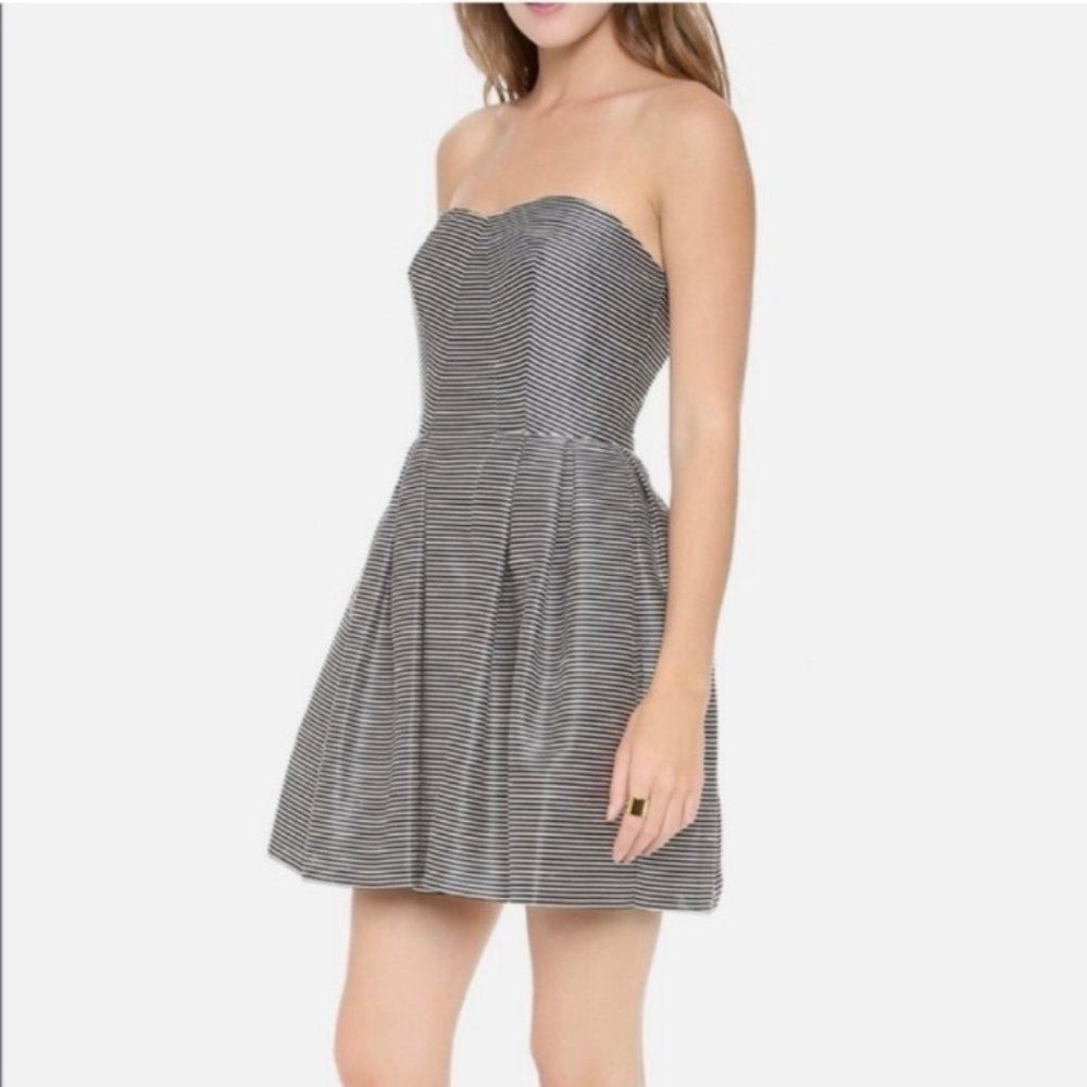 Jill Stuart Black White Stripe Bustier Strapless Mini Dress Size 10 New